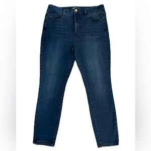 NWOT Women’s Just Fab Jeggings size 31